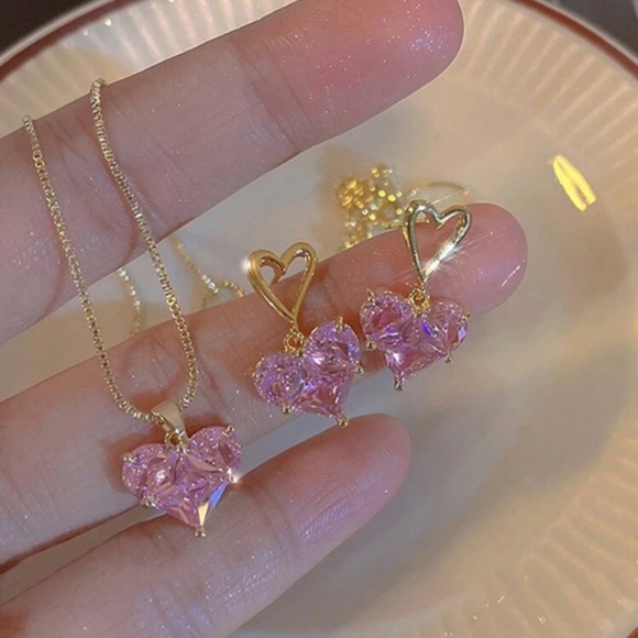 None Jewelry - 3-piece Pink Heart Rhinestone Jewelry Set